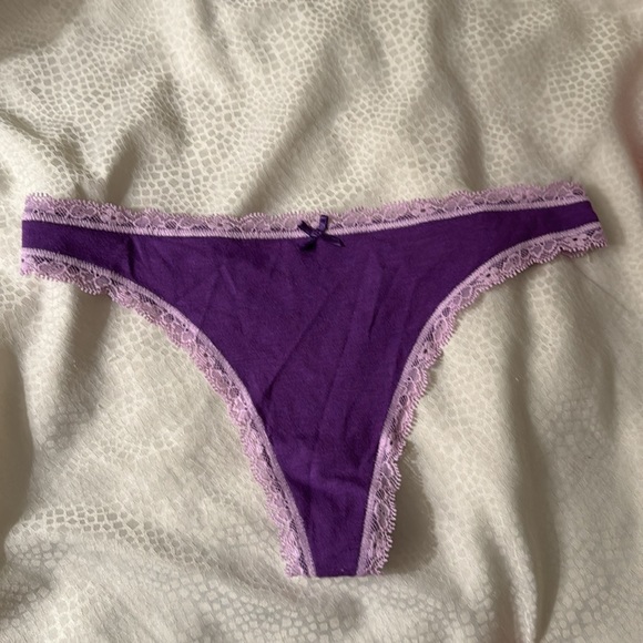 Lot of 7 Victoria’s Secret thongs - Picture 8 of 9